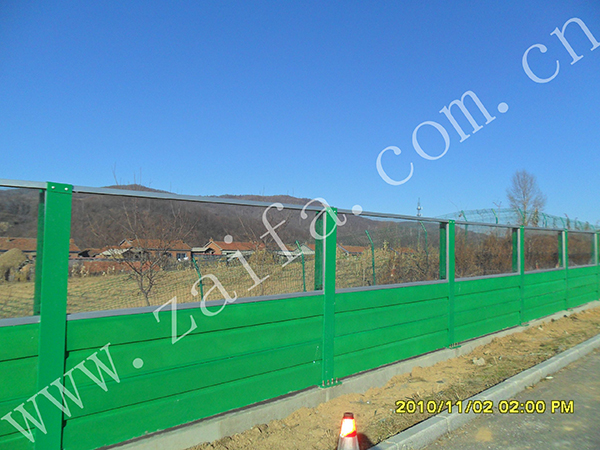 高速公路隔聲屏障