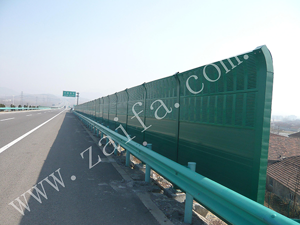 高速公路隔聲屏障